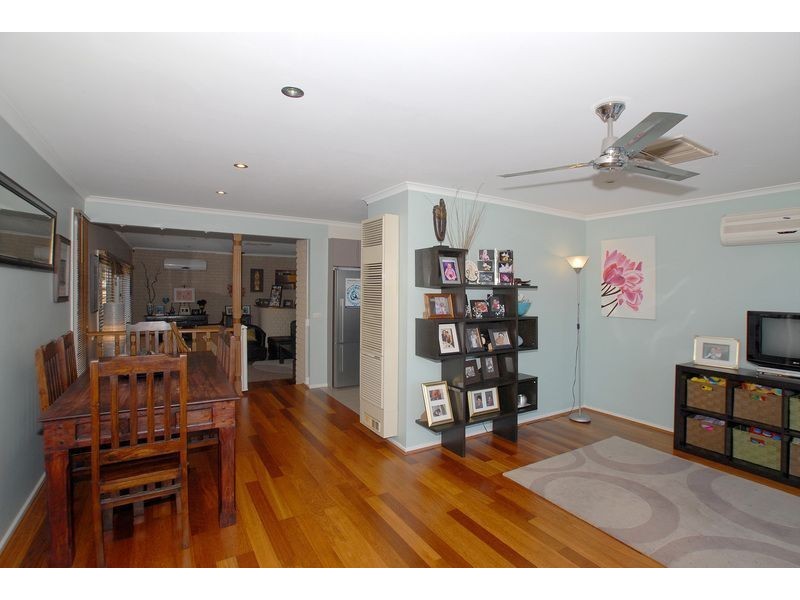 4 Banyan Close, Carrum Downs VIC 3201