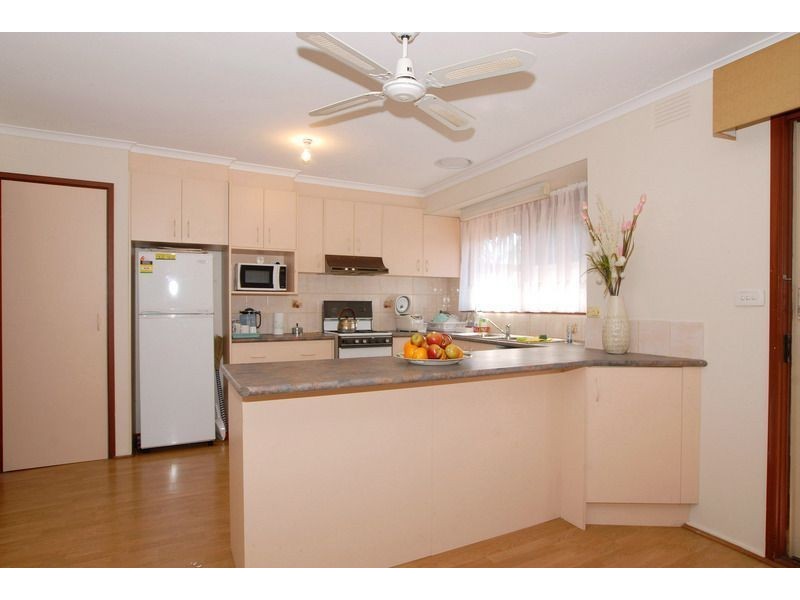 40 Lyrebird Drive, Carrum Downs VIC 3201