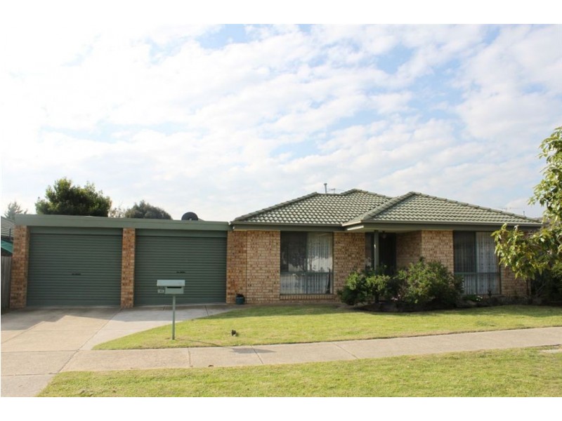 43 Oberon Drive, Carrum Downs VIC 3201