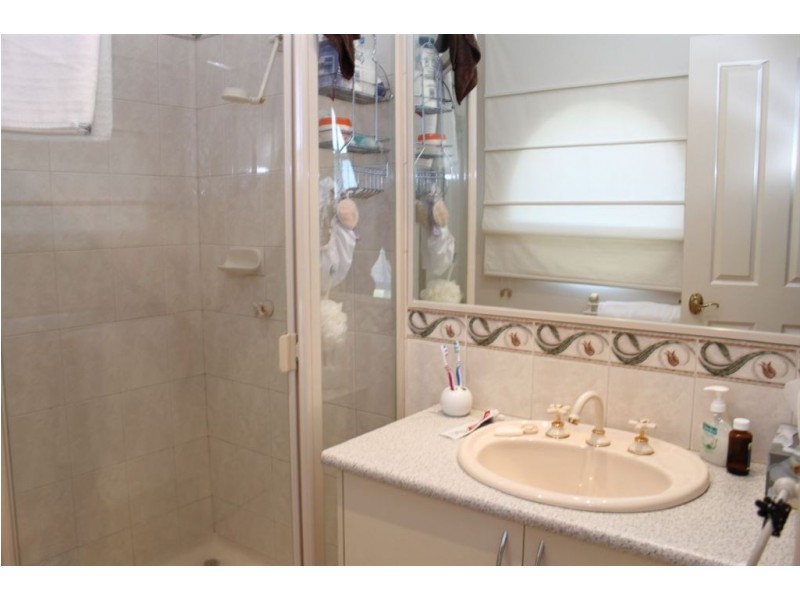 102 Rangeview Drive, Skye VIC 3977