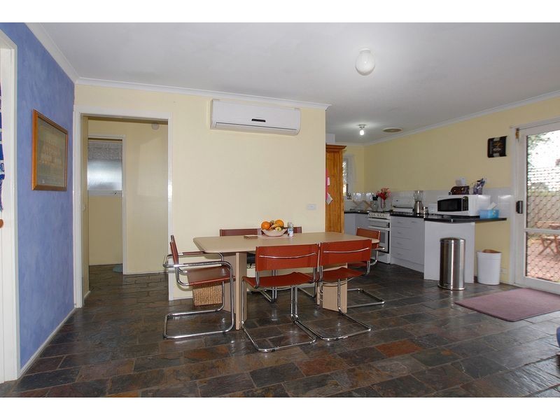 16 Allied Drive, Carrum Downs VIC 3201