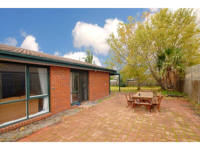 16 Allied Drive, Carrum Downs VIC 3201