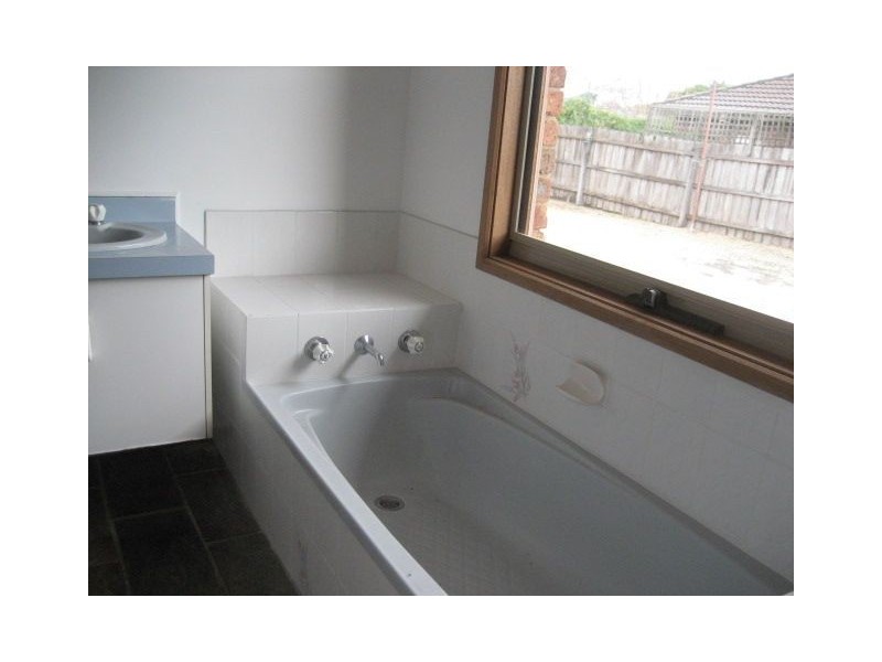 9 Athenium Court, Carrum Downs VIC 3201