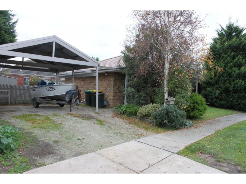 1 Burlorn Court, Carrum Downs VIC 3201