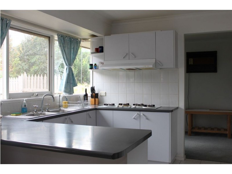 1 Burlorn Court, Carrum Downs VIC 3201