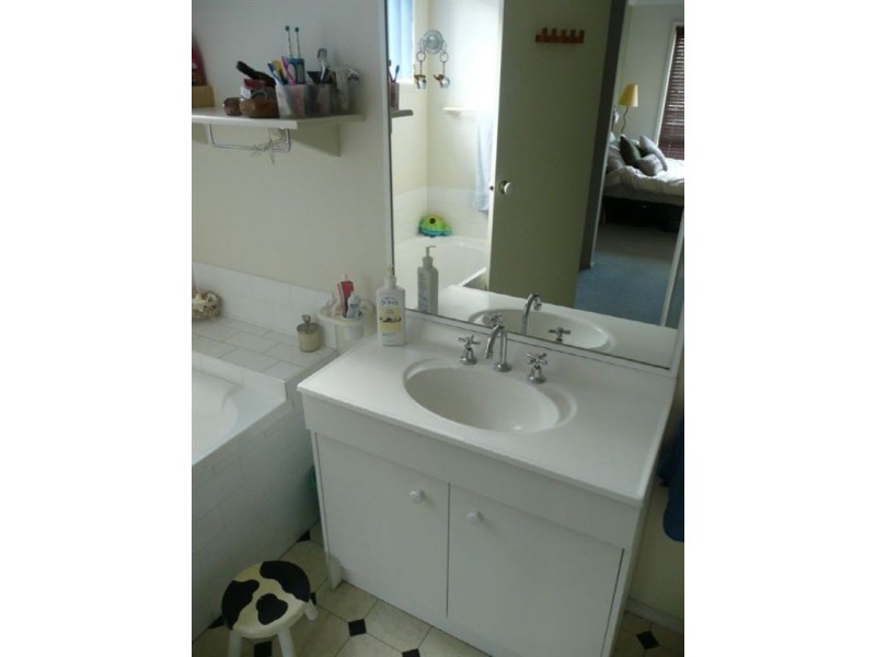 4 Poppy Place, Carrum Downs VIC 3201