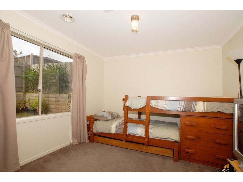 13 Emerald Rise, Skye VIC 3977