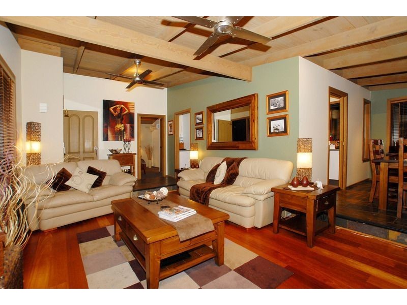 3 Curlew Court, Carrum Downs VIC 3201