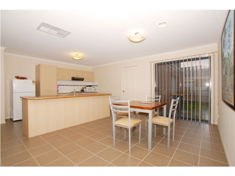 11 Esta Court, Carrum Downs VIC 3201