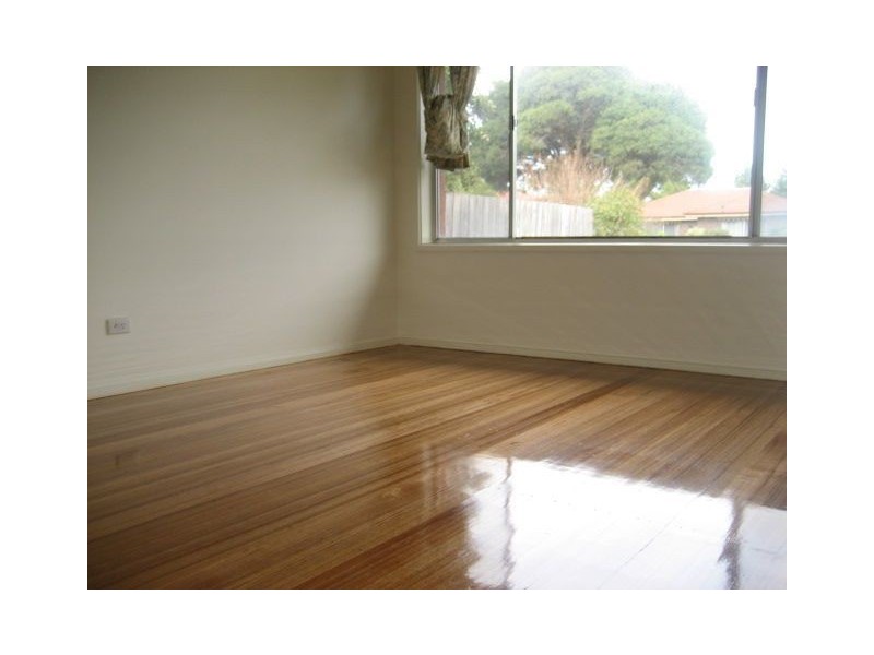 4 Bruce Street, Seaford VIC 3198