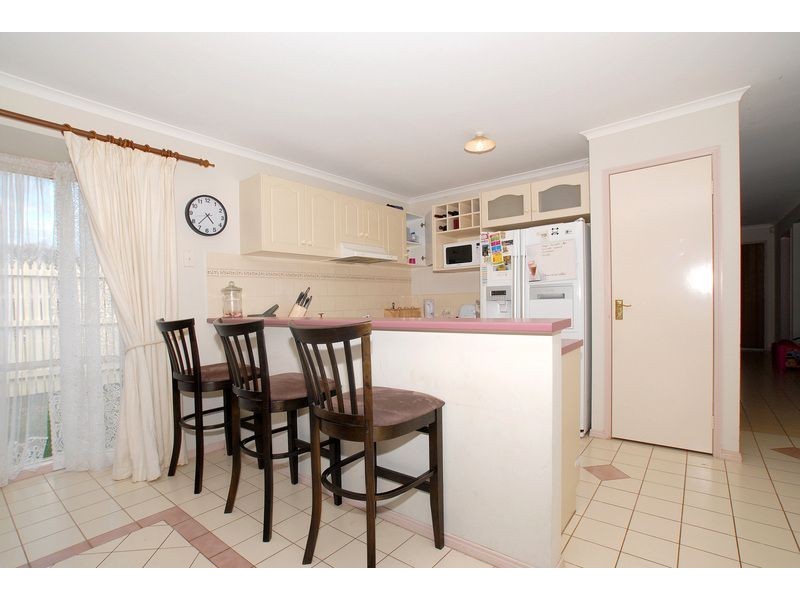 15 Market Court, Skye VIC 3977