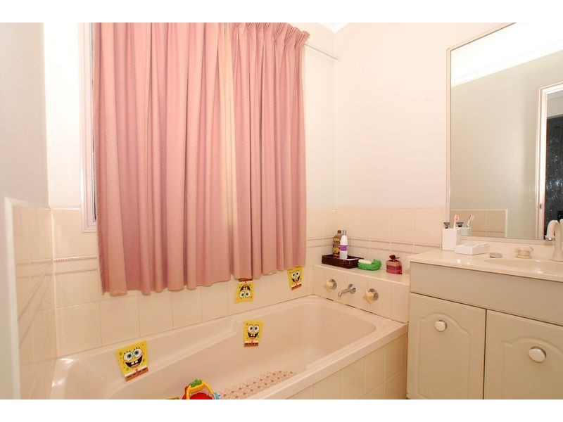 15 Market Court, Skye VIC 3977