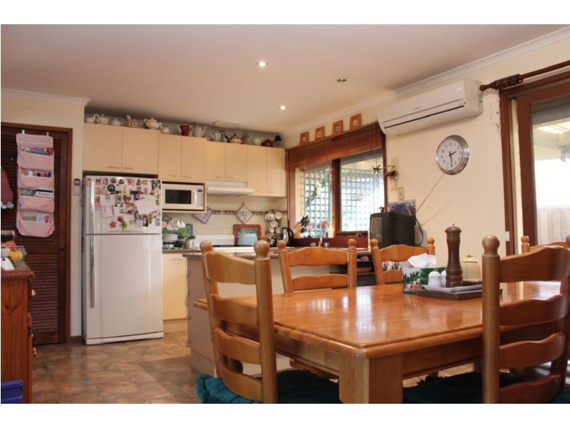 31 Sandfield Drive, Carrum Downs VIC 3201