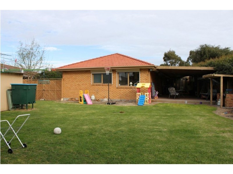 31 Sandfield Drive, Carrum Downs VIC 3201