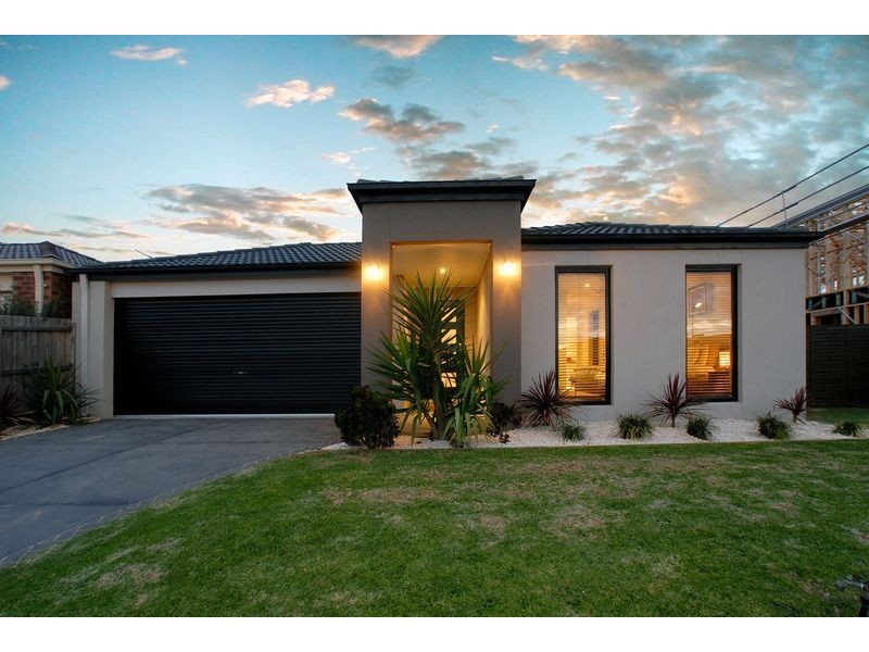 24 Scarlett Avenue, Carrum Downs VIC 3201