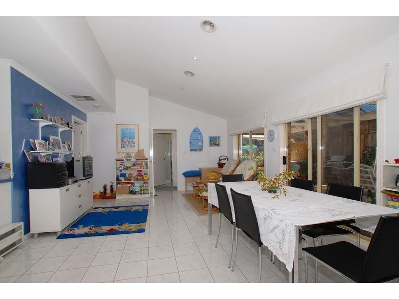 3 Locksley Court, Carrum Downs VIC 3201