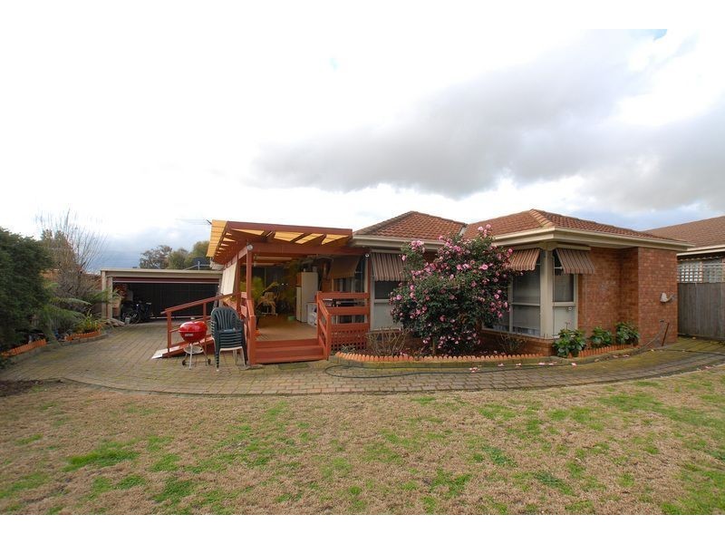 8 Rosemary Court, Carrum Downs VIC 3201