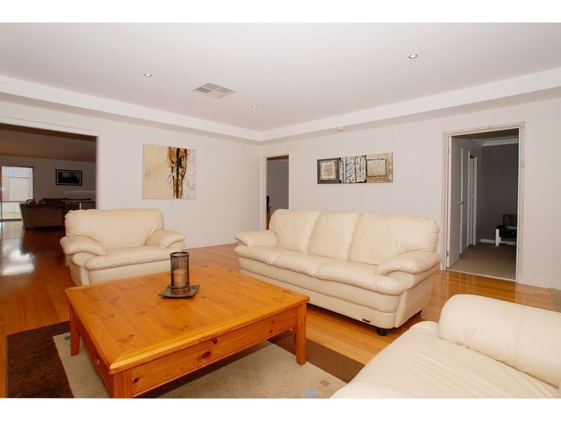 46 Brumbys Road, Carrum Downs VIC 3201