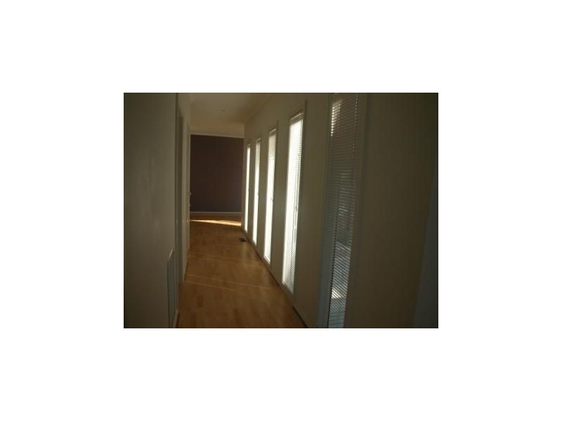 2/38 Railway Parade, Seaford VIC 3198