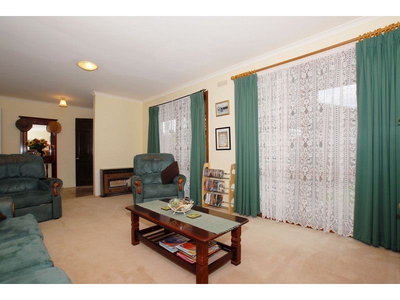 22 Whimbrel Crescent, Carrum Downs VIC 3201