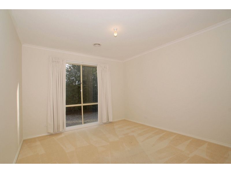 10 Balinga Drive, Skye VIC 3977