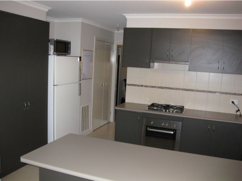 16/31-35 Brunnings Road, Carrum Downs VIC 3201