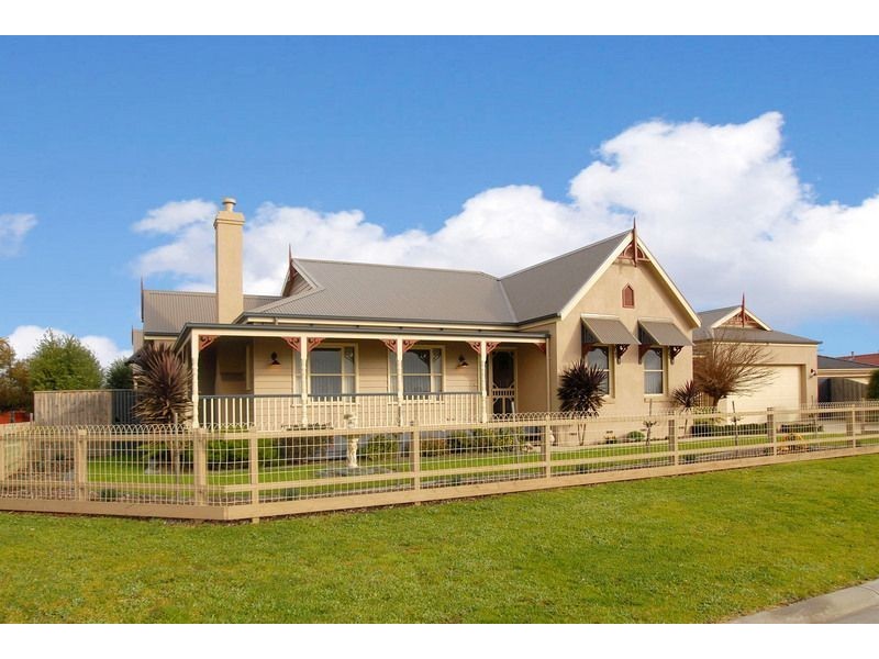 7 Balinga Drive, Skye VIC 3977