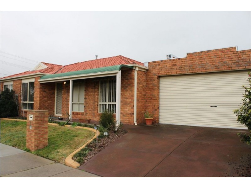 1 Cassowary Close, Carrum Downs VIC 3201