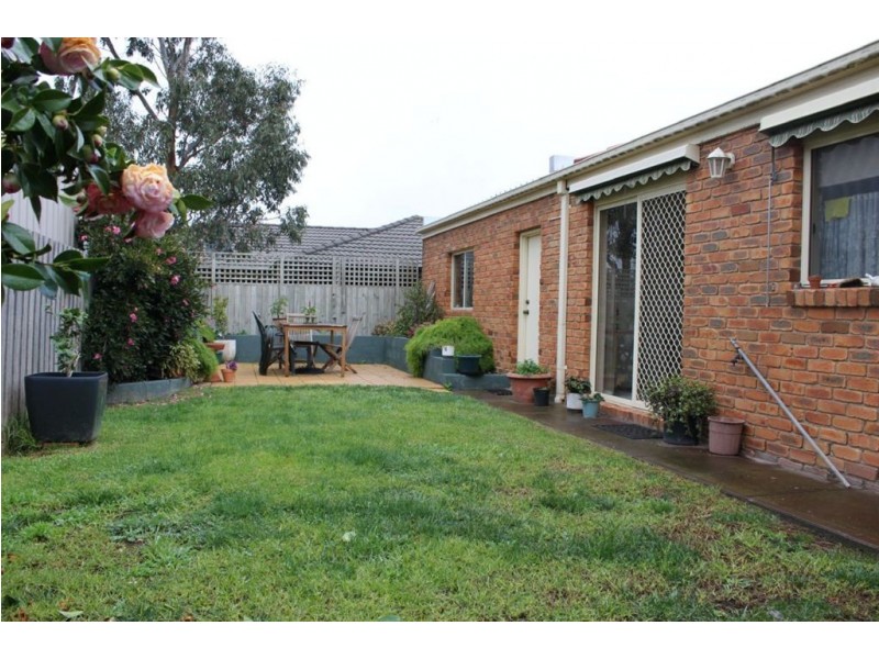 1 Cassowary Close, Carrum Downs VIC 3201