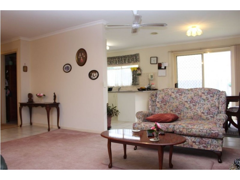 1 Cassowary Close, Carrum Downs VIC 3201