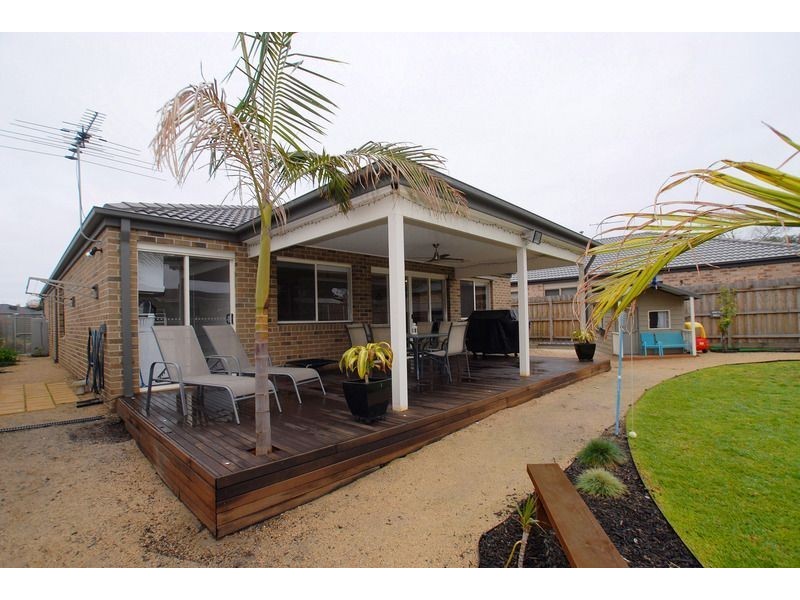 4 Stephanie Court, Carrum Downs VIC 3201