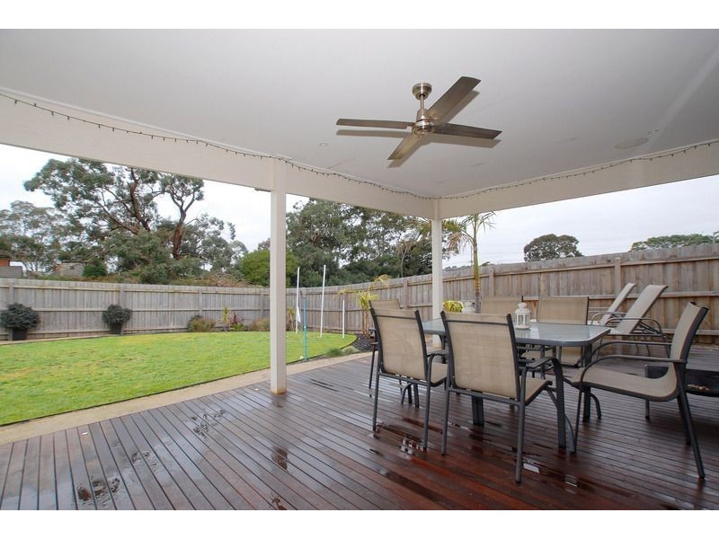 4 Stephanie Court, Carrum Downs VIC 3201