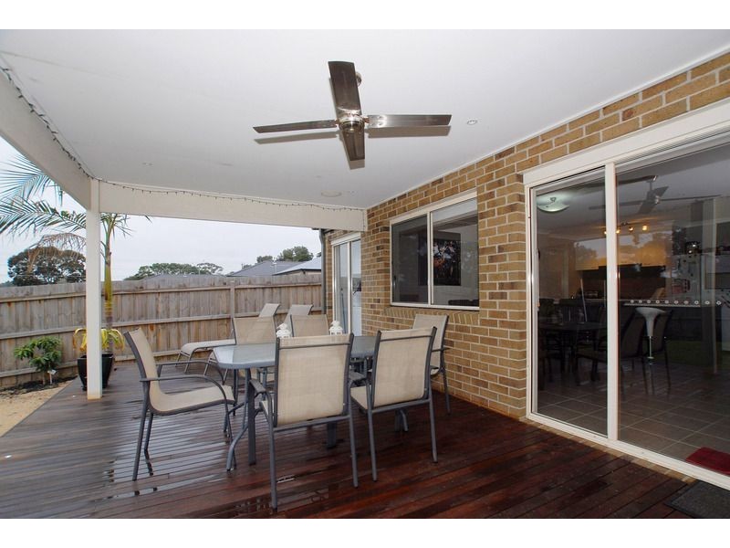 4 Stephanie Court, Carrum Downs VIC 3201