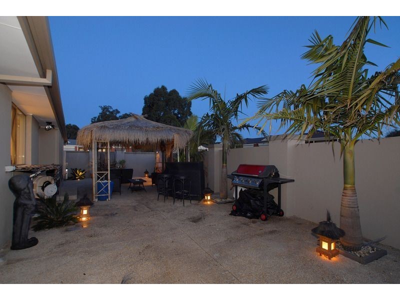 81 Oberon Drive, Carrum Downs VIC 3201