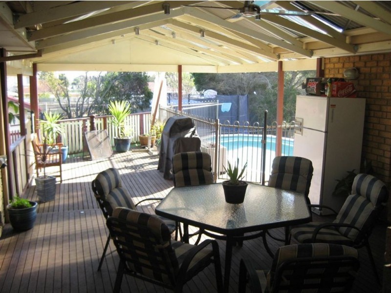 4 Raquel Close, Carrum Downs VIC 3201