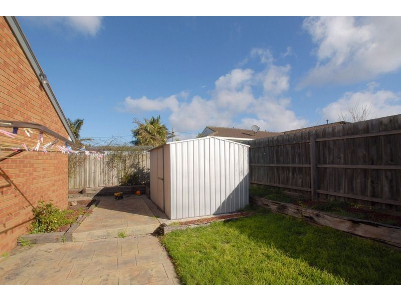 77 Rangeview Drive, Skye VIC 3977