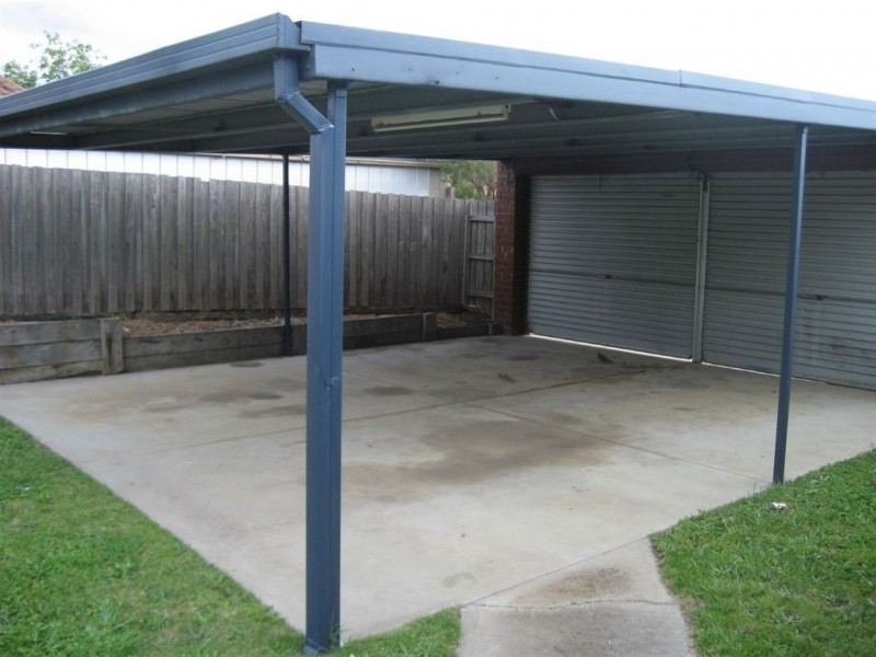 17 Quarrion Drive, Carrum Downs VIC 3201