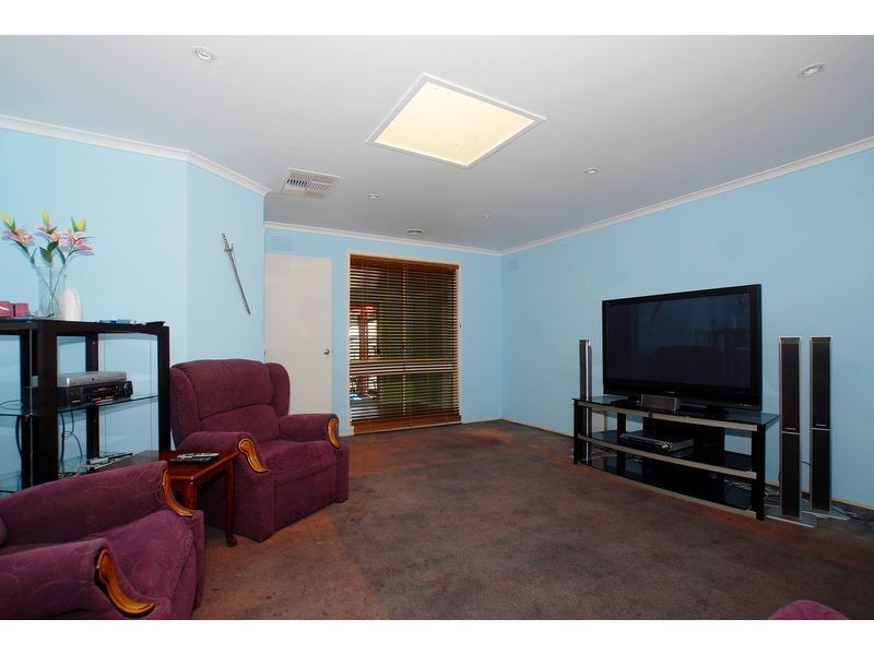 13 Lyrebird Drive, Carrum Downs VIC 3201