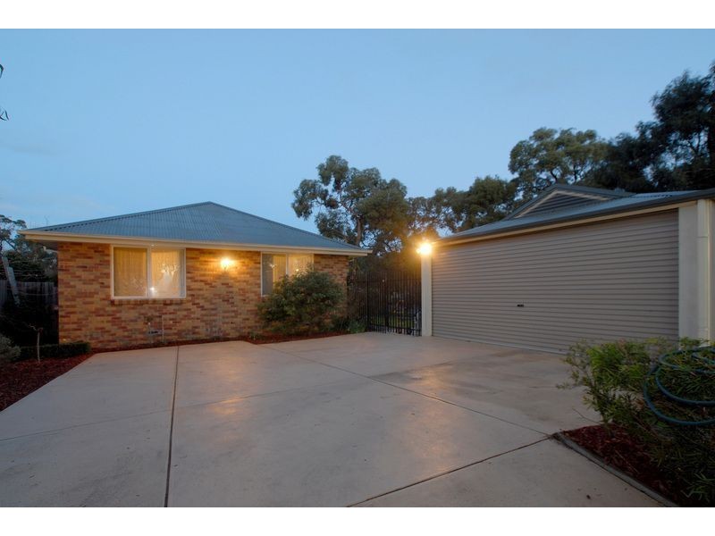 23 Flora Park Way, Carrum Downs VIC 3201