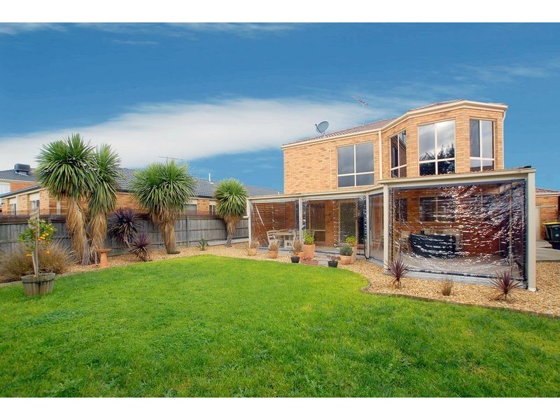 20 Venezia Way, Skye VIC 3977