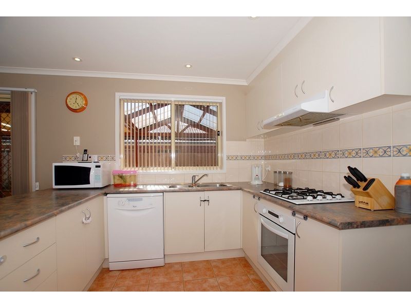 9 McGowan Drive, Skye VIC 3977