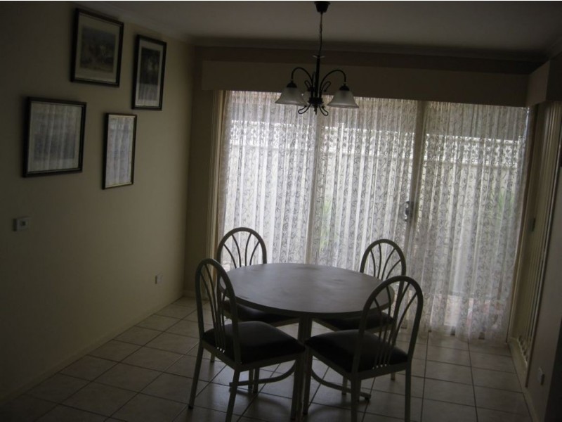 3/2 Molesworth Street, Seaford VIC 3198