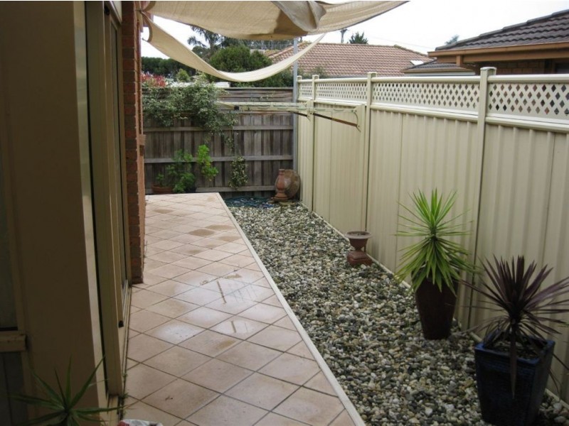 3/2 Molesworth Street, Seaford VIC 3198