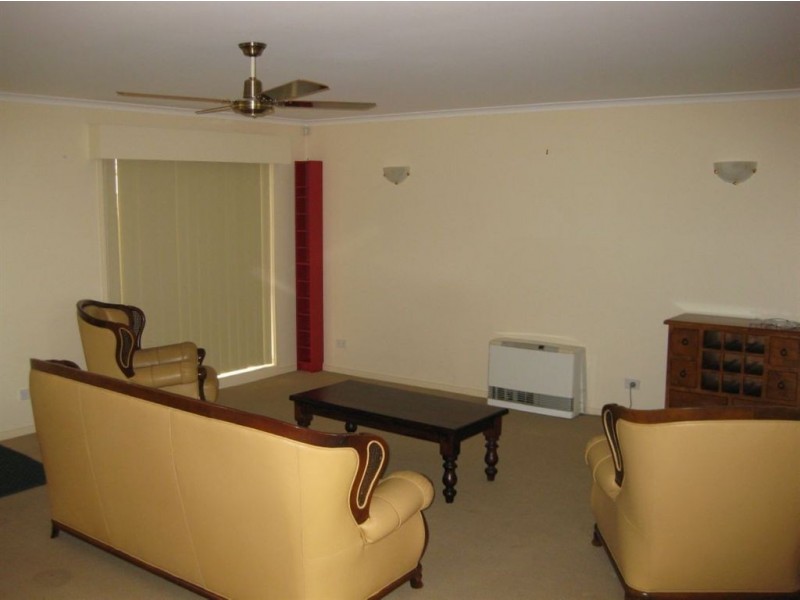 3/2 Molesworth Street, Seaford VIC 3198