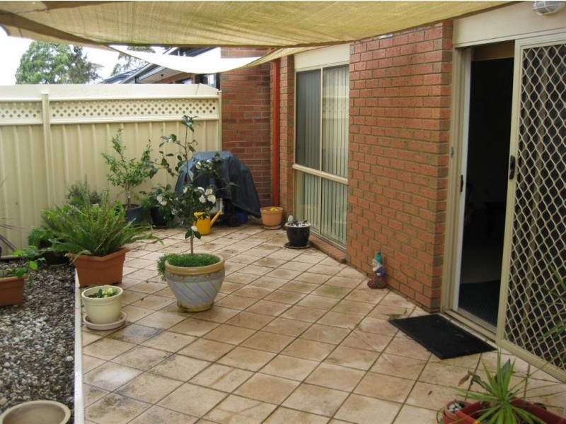 3/2 Molesworth Street, Seaford VIC 3198