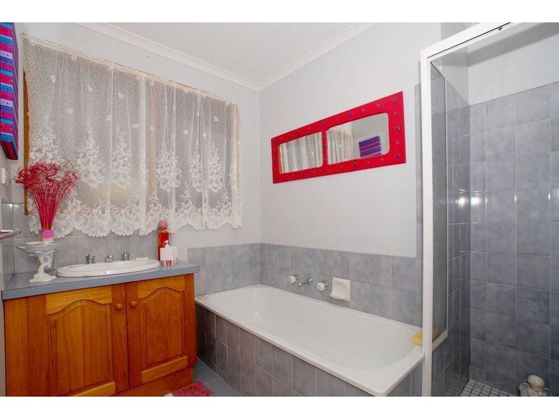 8 Oriole Court, Carrum Downs VIC 3201