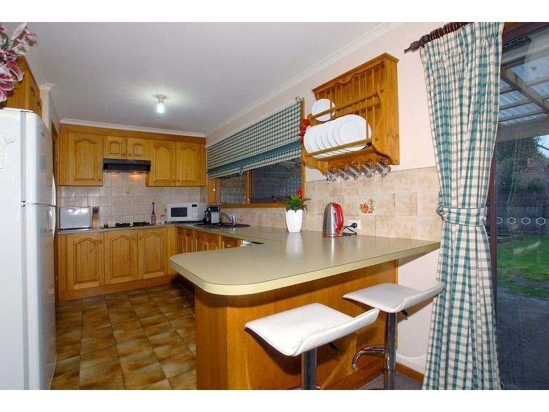 8 Oriole Court, Carrum Downs VIC 3201