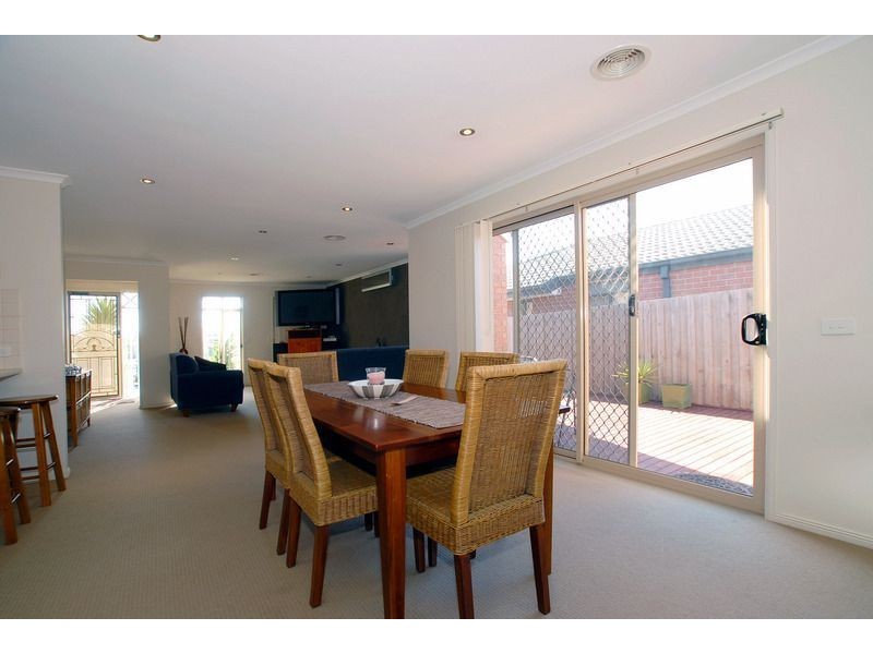 6 Wendel Court, Carrum Downs VIC 3201