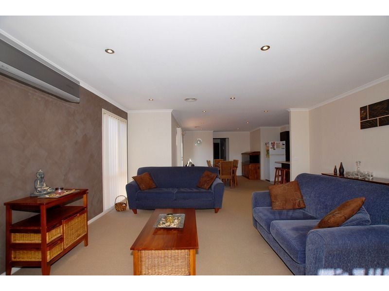 6 Wendel Court, Carrum Downs VIC 3201