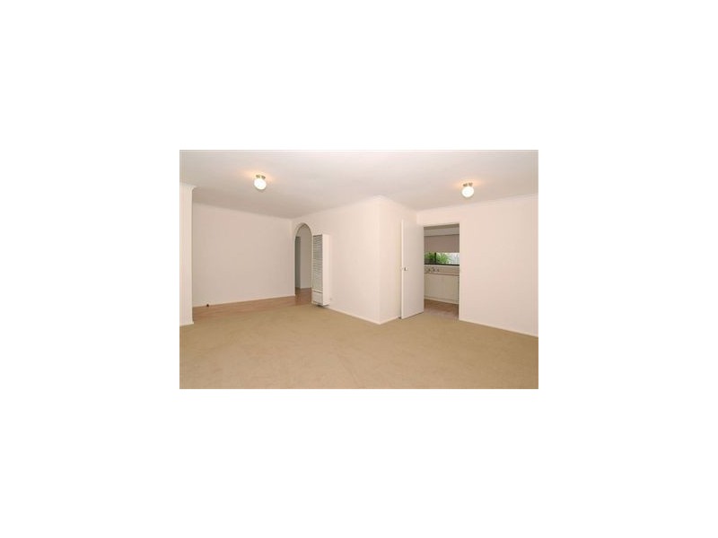 18 Whimbrel Crescent, Carrum Downs VIC 3201